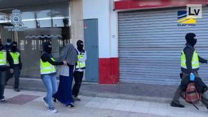 La Policía Nacional detiene a una yihadista en Cullera.