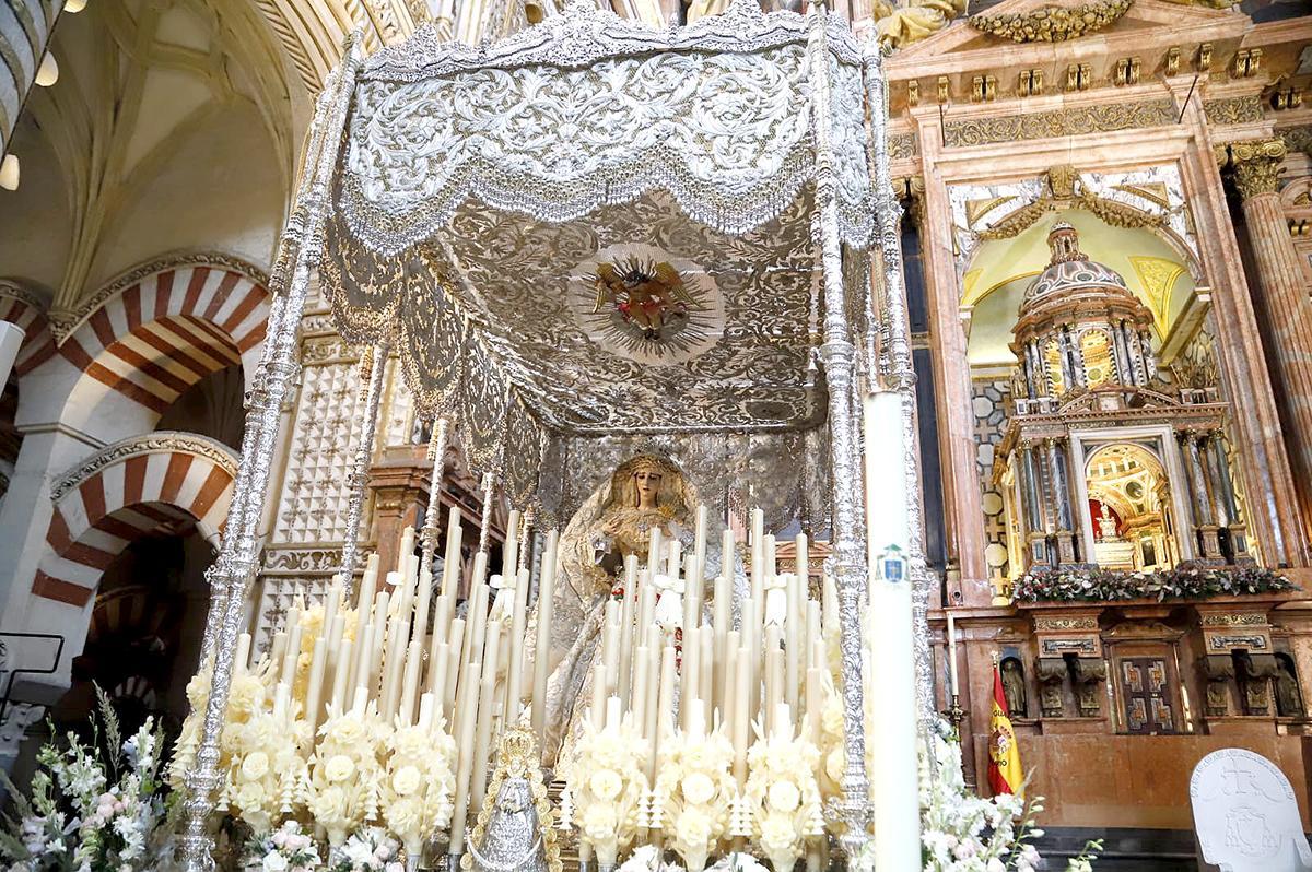 Imágenes de la coronación canónica de la Virgen de la Paz