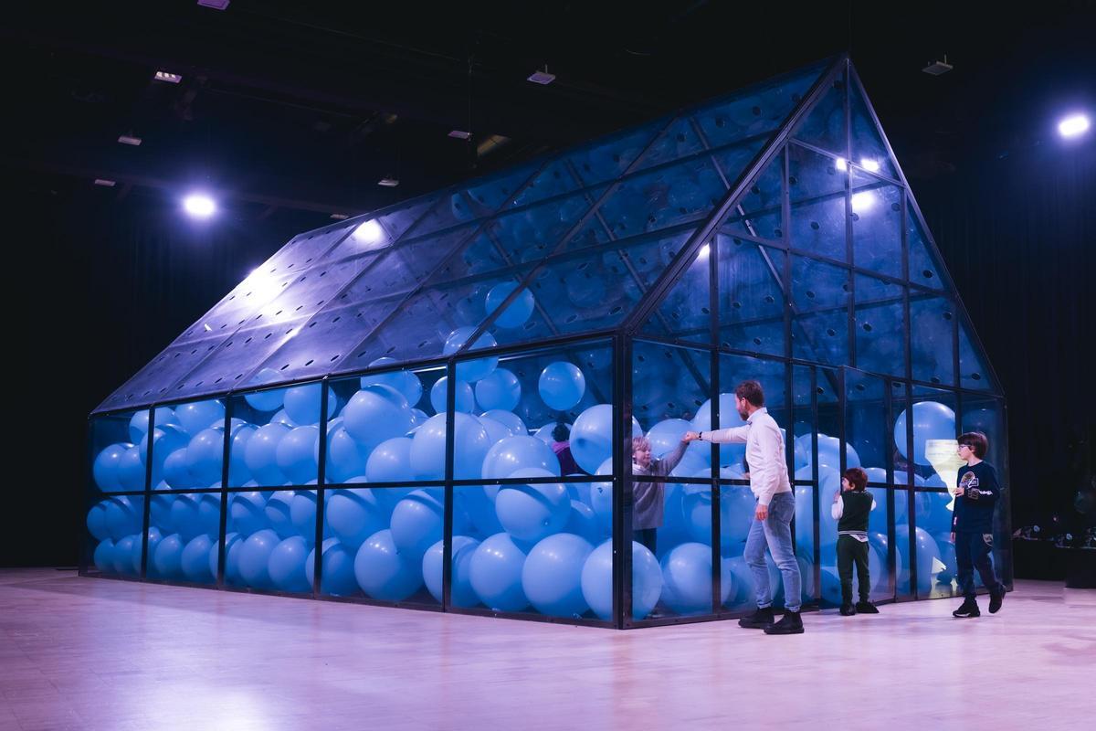 'Half The Air In A Given Space' de Martin Creed.