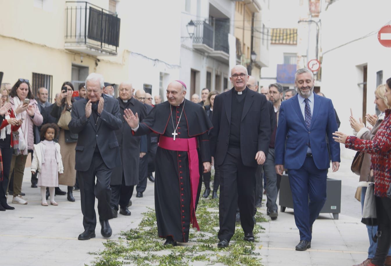 Las primeras imágenes te la entrada del nuevo Arzobispo de València a la diocésis