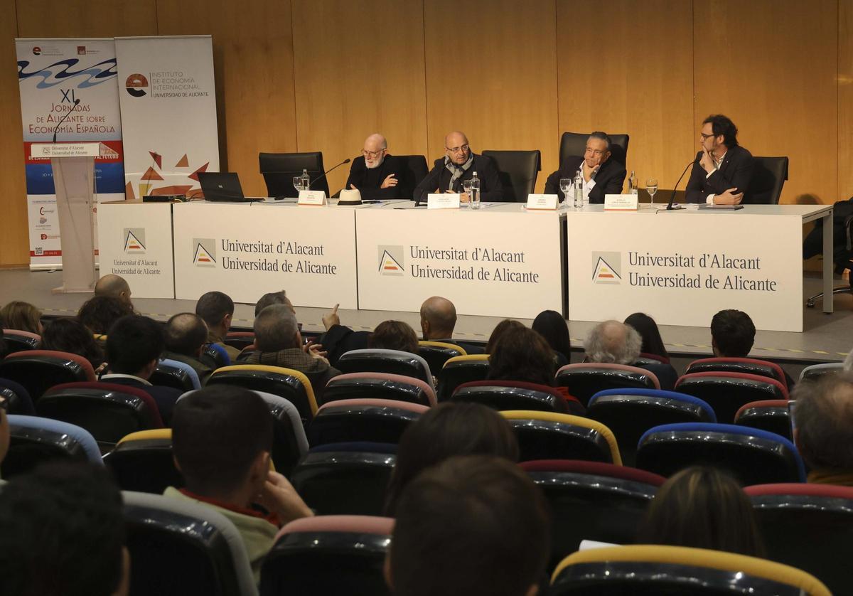 Un momento de la mesa redonda.