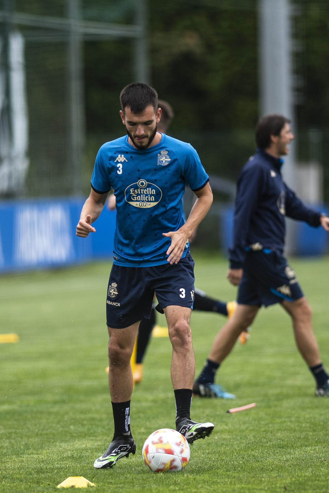 Primer entrenamiento del Dépor con Óscar Cano en Abegondo