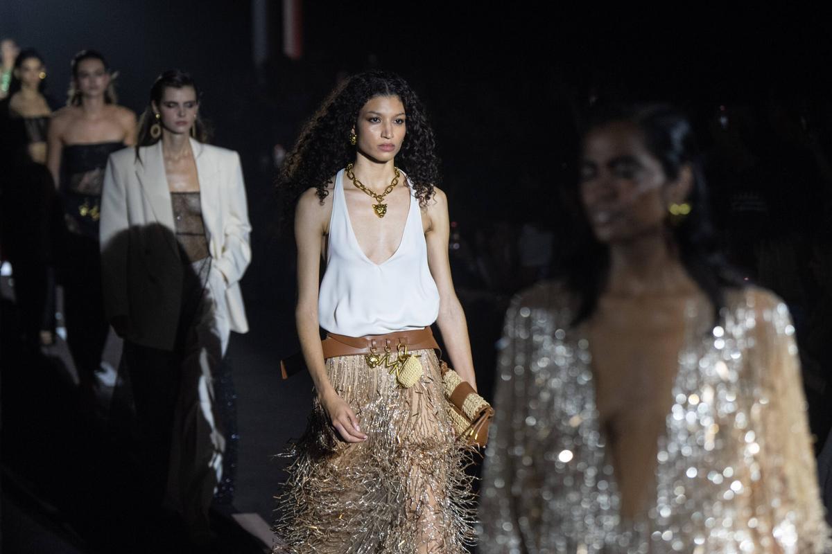 Desfile de Lola Casademunt by Maite en el marco de la 080 Barcelona Fashion