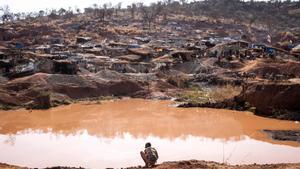 La minería artesanal de oro en Senegal. Karakaene y Bantakokouta son sitios de extracción de oro en el sureste de Senegal