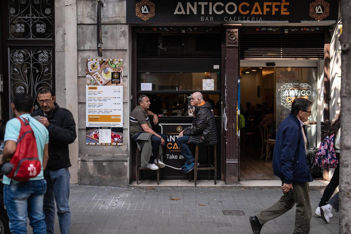 Cafetería con servicio 'take away' en Gràcia
