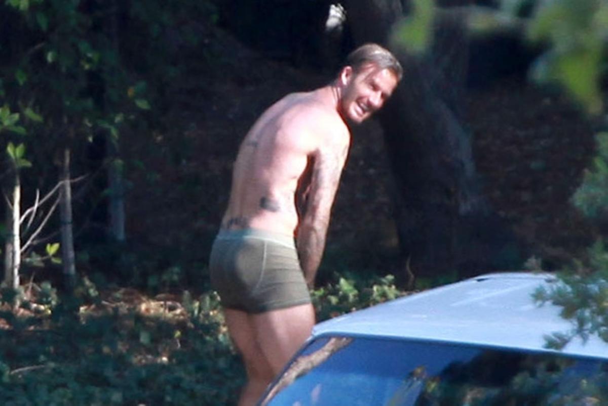 Beckham, durant el rodatge de l’anunci per a H&M, pels carrers de Beverly Hills. Beckham, durant el rodatge de l’anunci per a H&M, pels carrers de Beverly Hills.