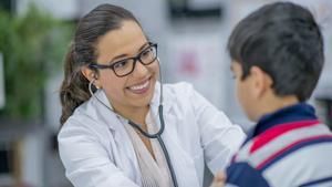 Los pediatras observan cada vez más casos de enfermedades por pesticidas