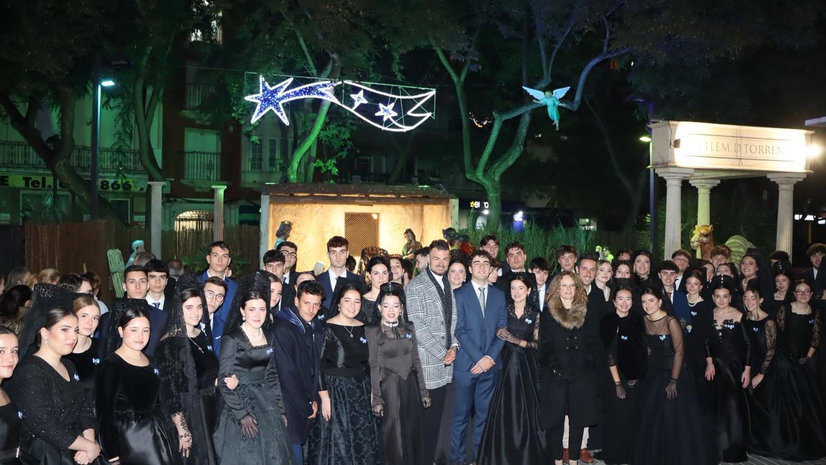 Torren inaugura el belén monumental en el día de la Purísima.