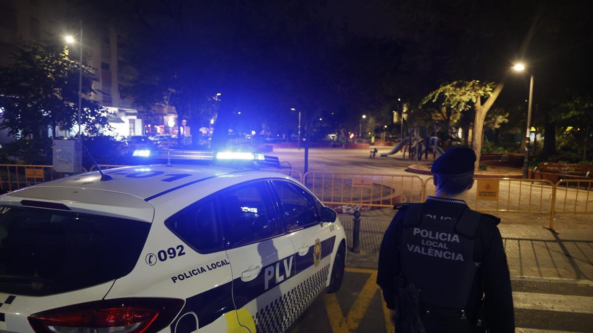 Imagen de archivo de una patrulla de la Policía Local de València