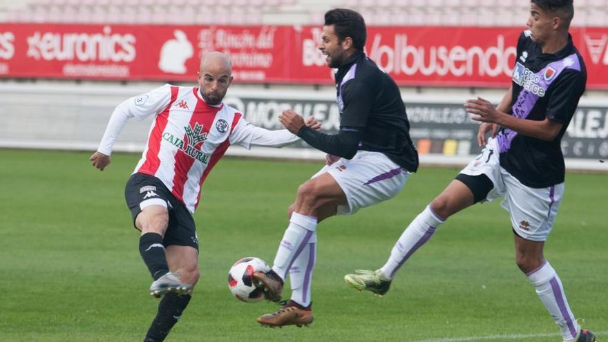 El Numancia B pincha en su primer partido aplazado y se aleja del Zamora CF