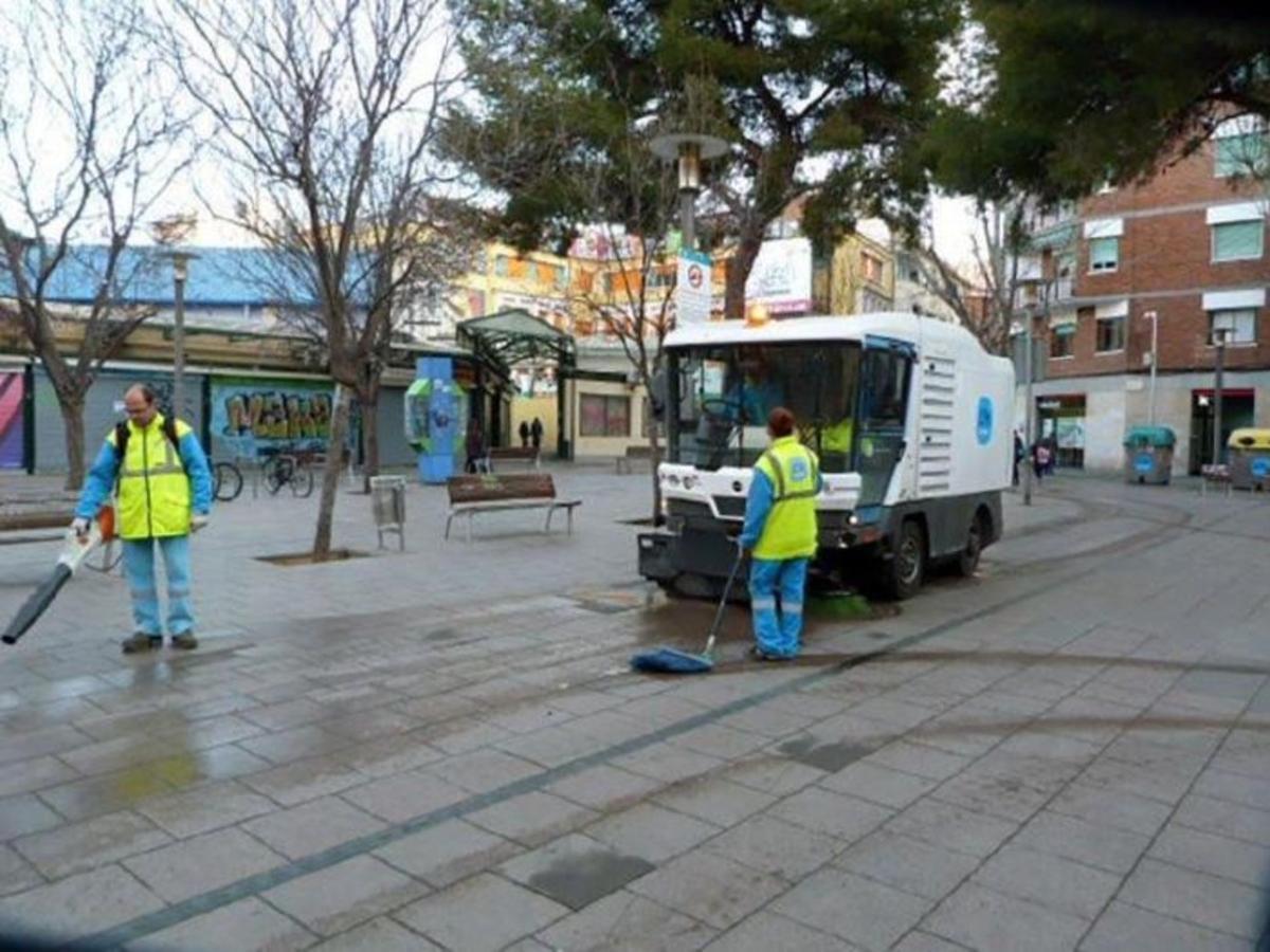 La recogida de basuras y residuos y la limpieza viaria son los dos aspectos peor valorados por la ciudadanía