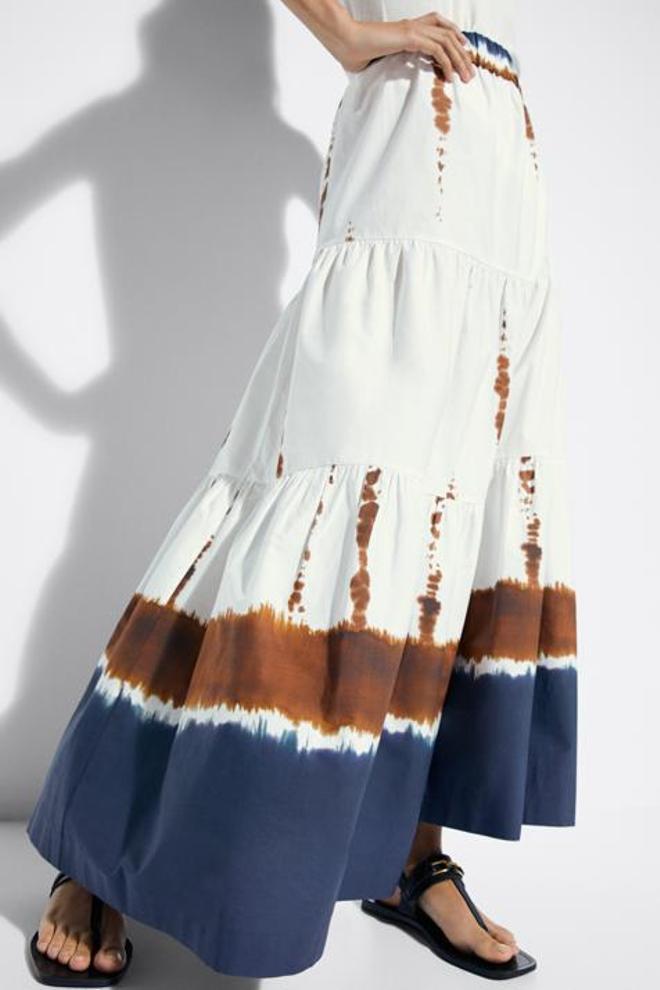 Falda tie-dye de Massimo Dutti