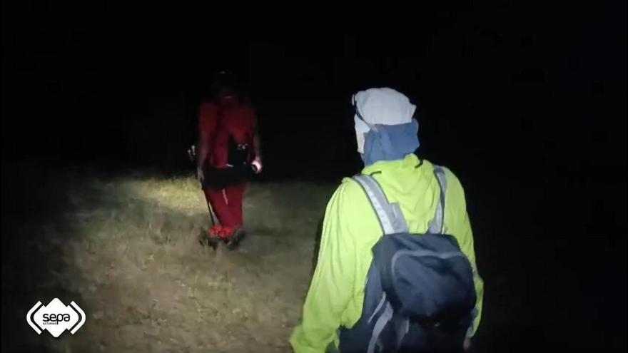 Rescatan de madrugada a un montañero cántabro de 69 años que se desorientó en Ponga