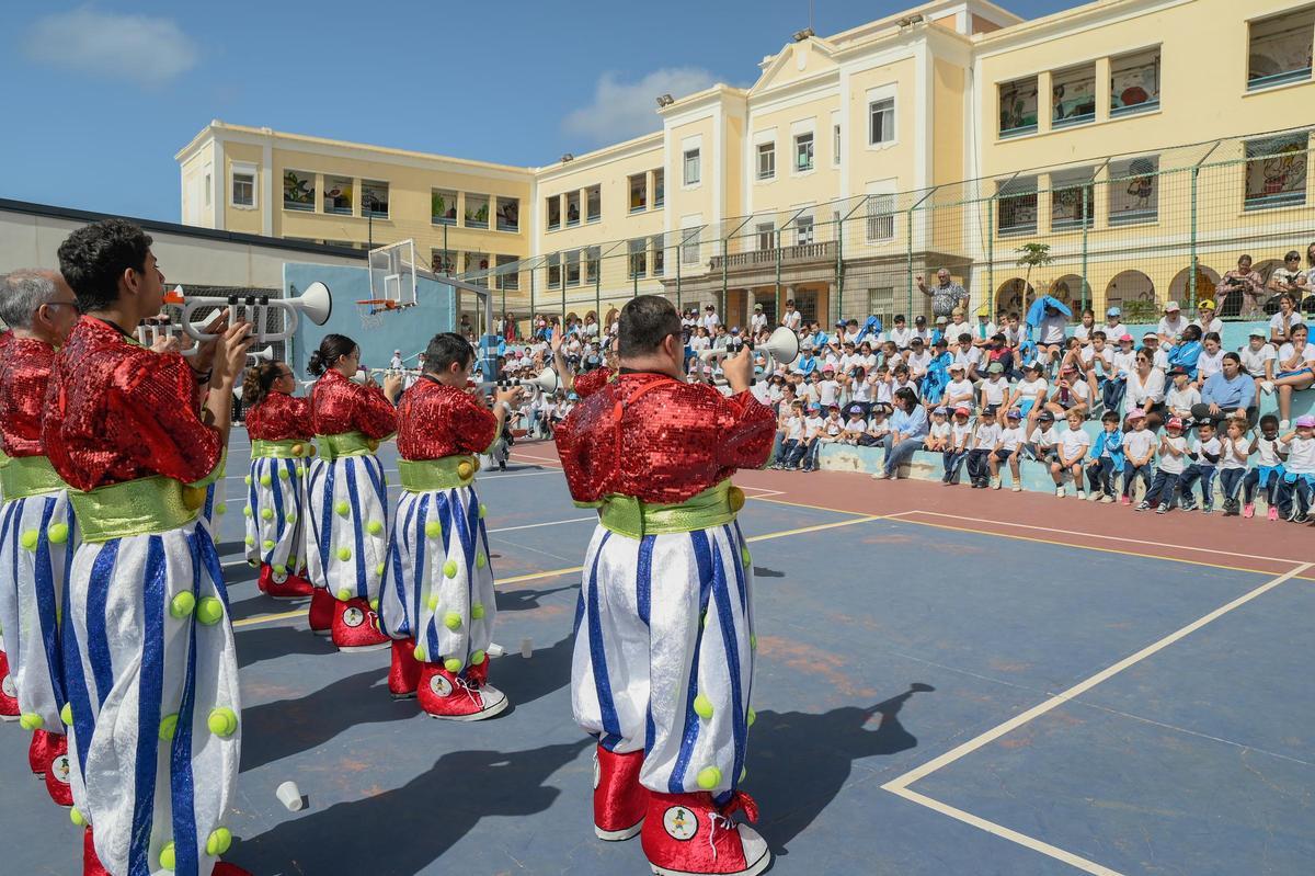 COLEGIO LEÓN Y CASTILLO