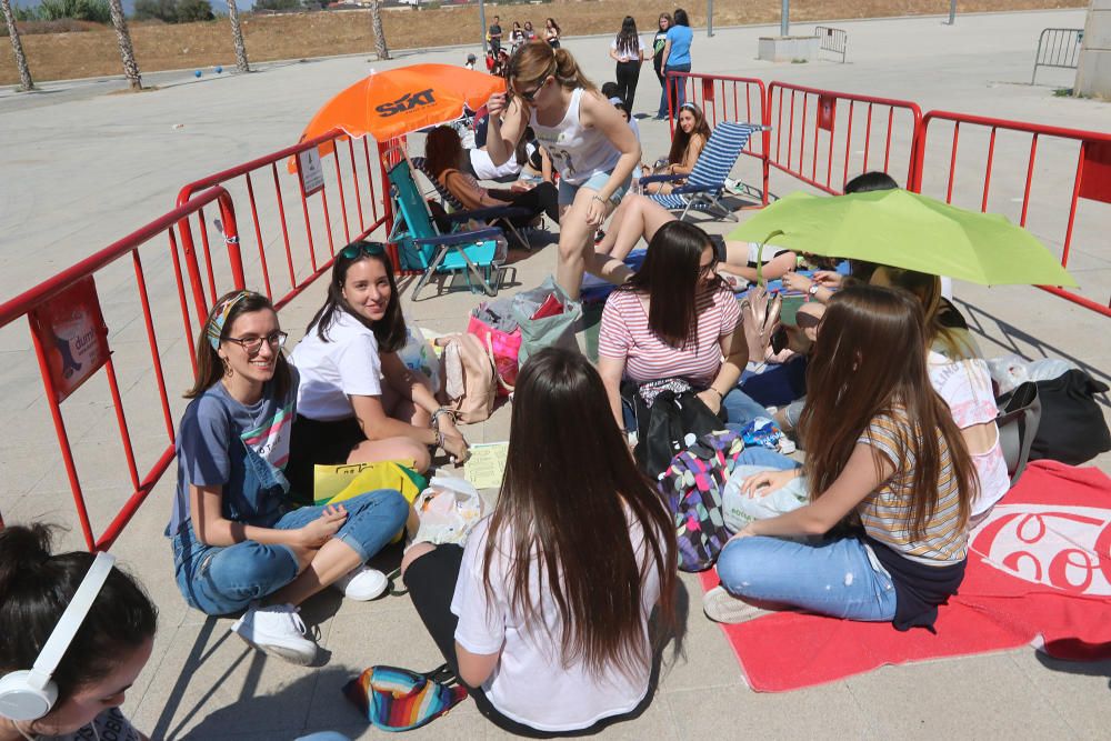 Colas para el concierto de OT en Málaga.