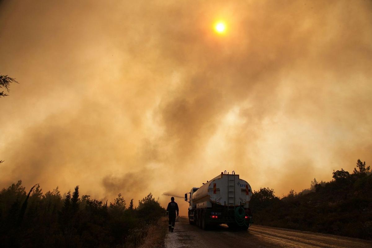 La ola de calor favorece el fuego