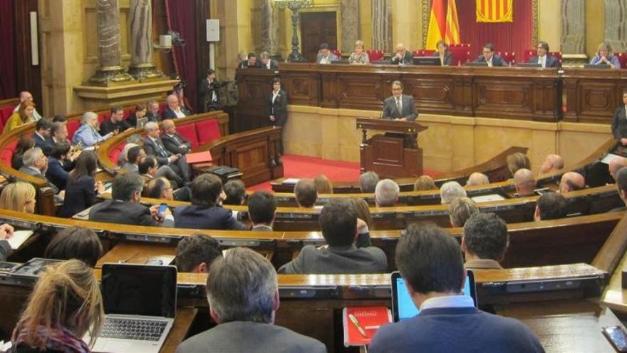 Financial Times creu que la «cursa» cap a la independència és una «estupidesa»