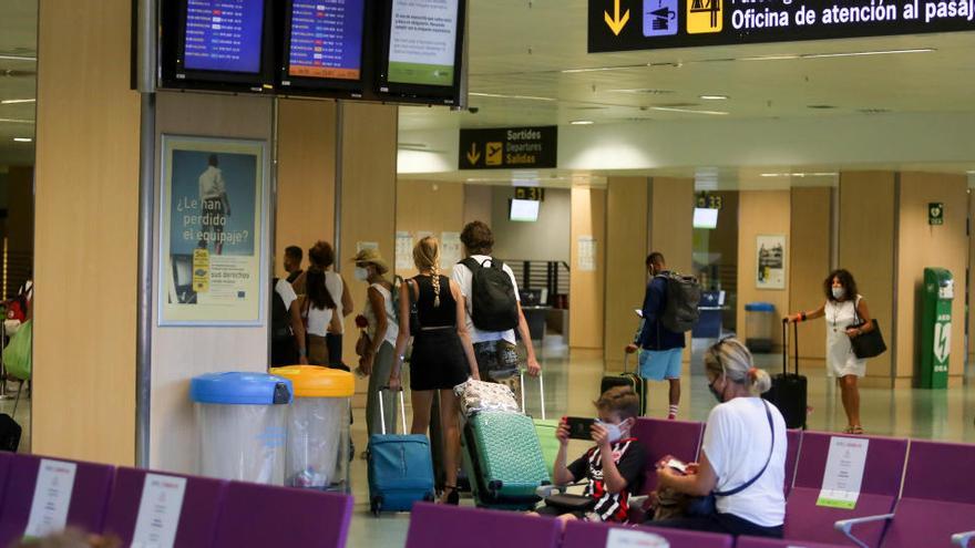 Ibiza registrará 164 vuelos durante el puente de la Constitución