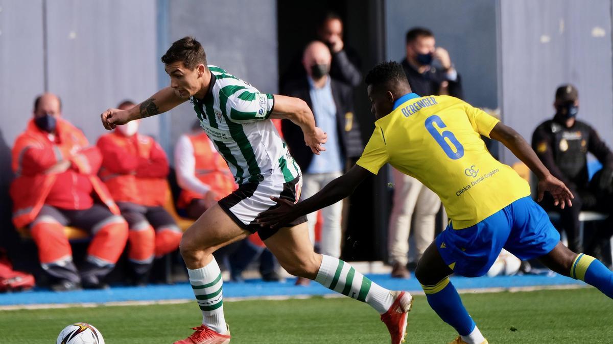 Las imágenes del Cádiz B-Córdoba CF