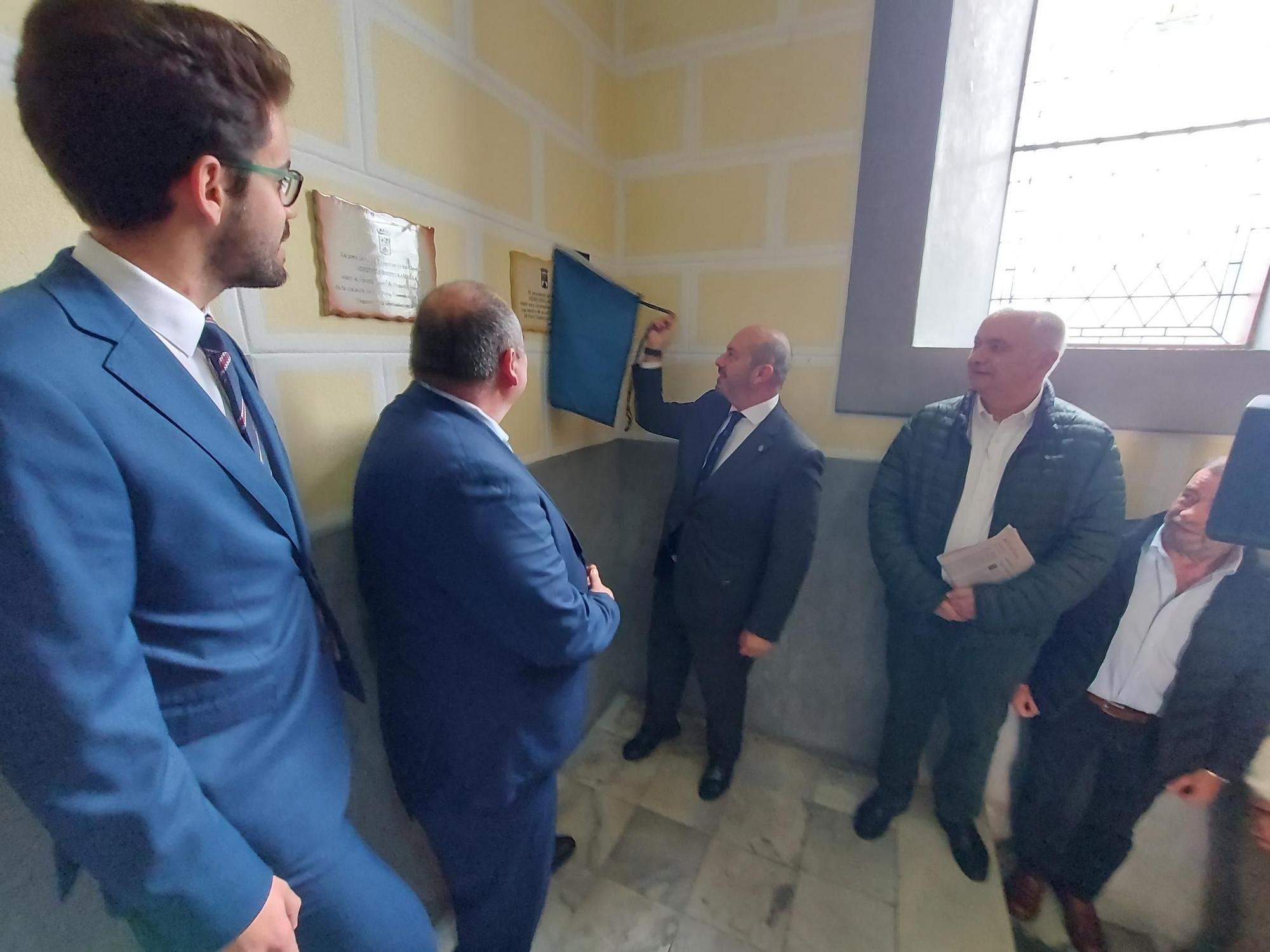 En imágenes: La visita del presidente del Senado a Vegadeo