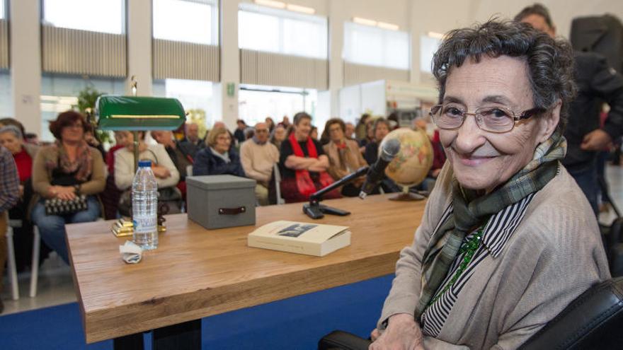 Muere a los 88 años la alicantina Francisca Aguirre, último Premio Nacional de las Letras