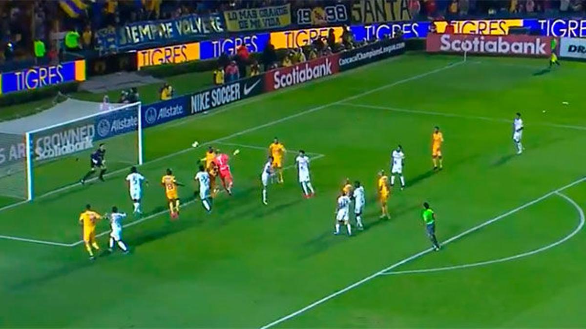 ¡MILAGROSO! El portero de Tigres marcó en el minuto 94 y evitó la eliminación en la CONCACAF Champions League