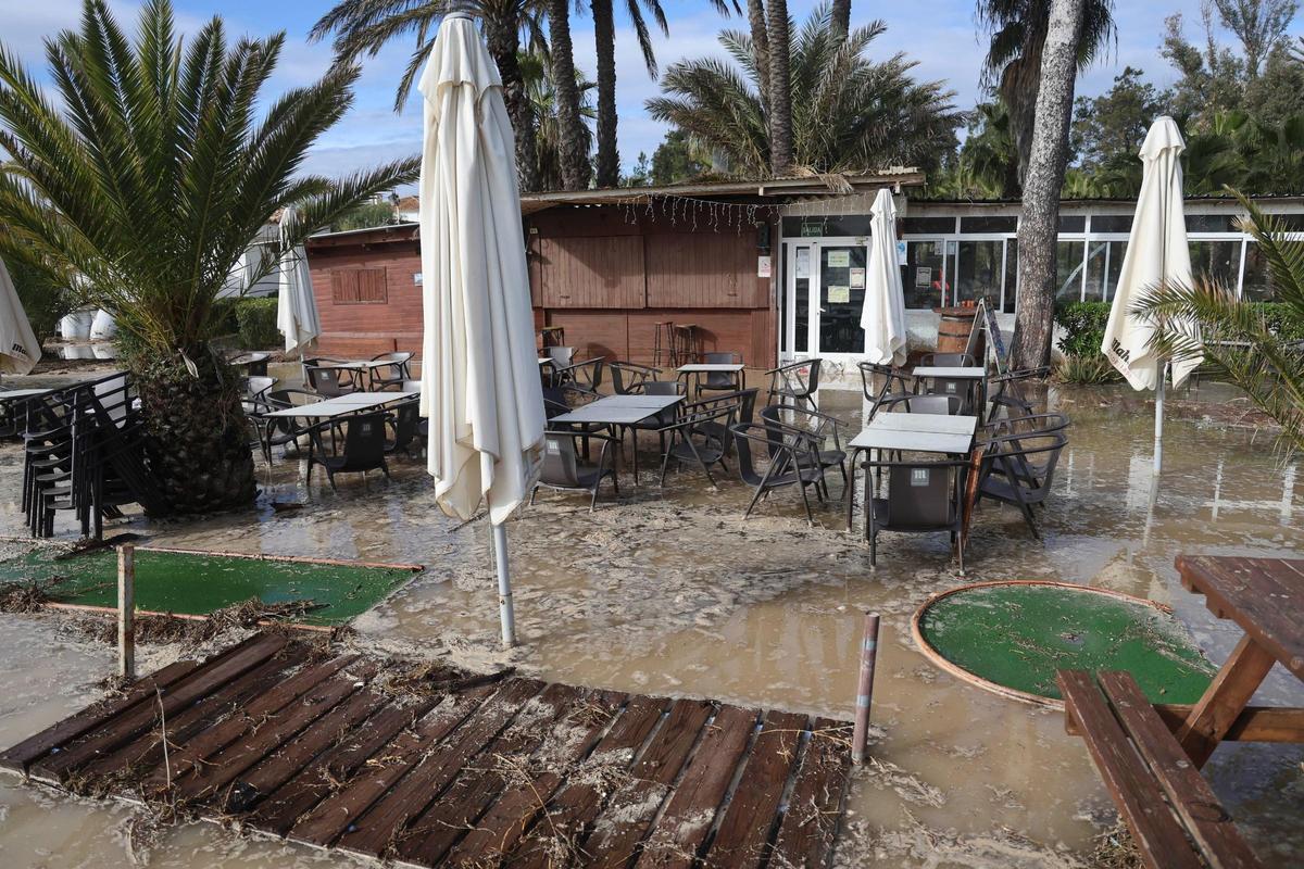 Imagen del bar del camping.