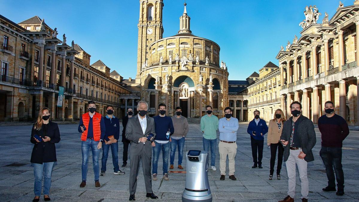 Equipo de innovación de Thyssenkrupp Elevator y GooApps