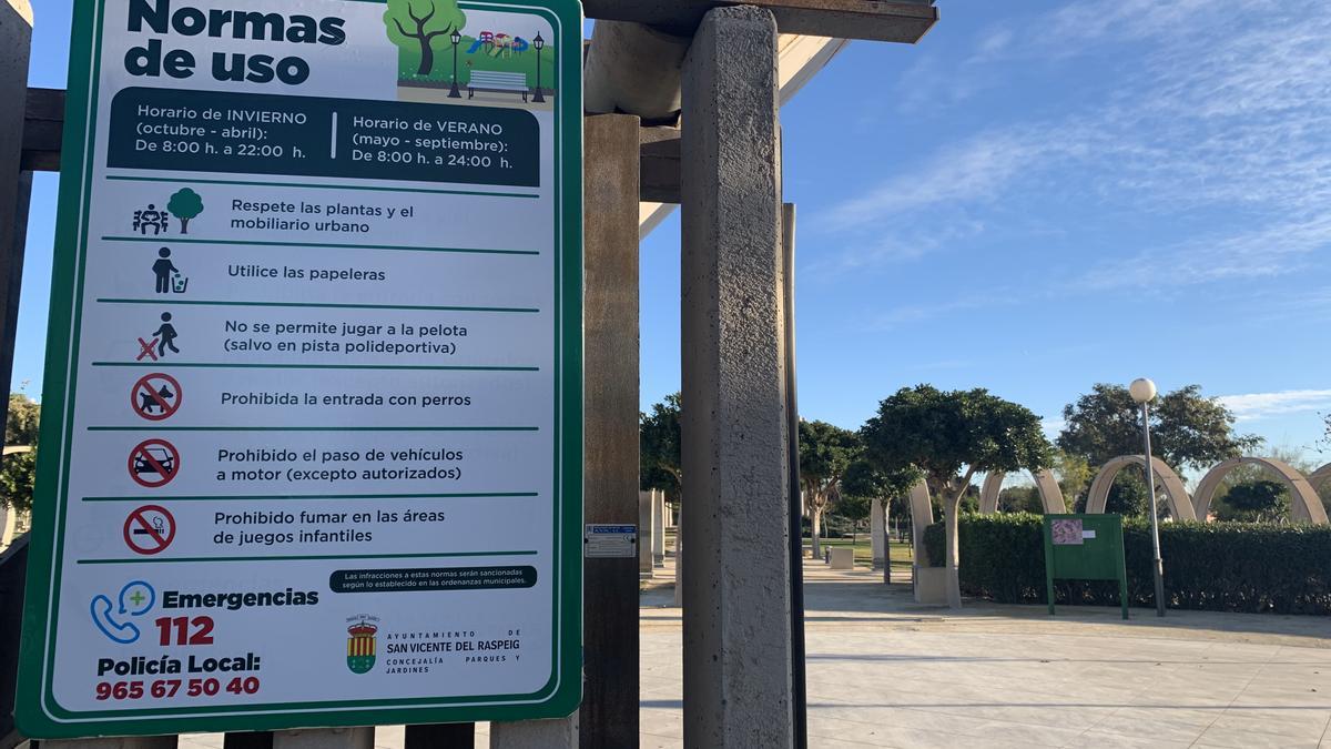 Uno de los nuevos carteles del parque Lo Torrent.