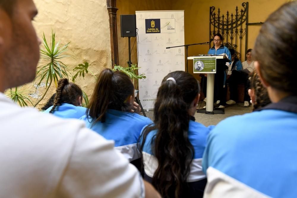 Lectura de textos galdosianos en el 175 aniversario del nacimiento del escritor