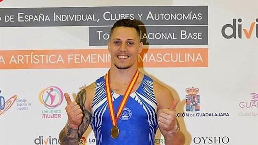 Néstor Abad, campeón de España de gimnasia artística