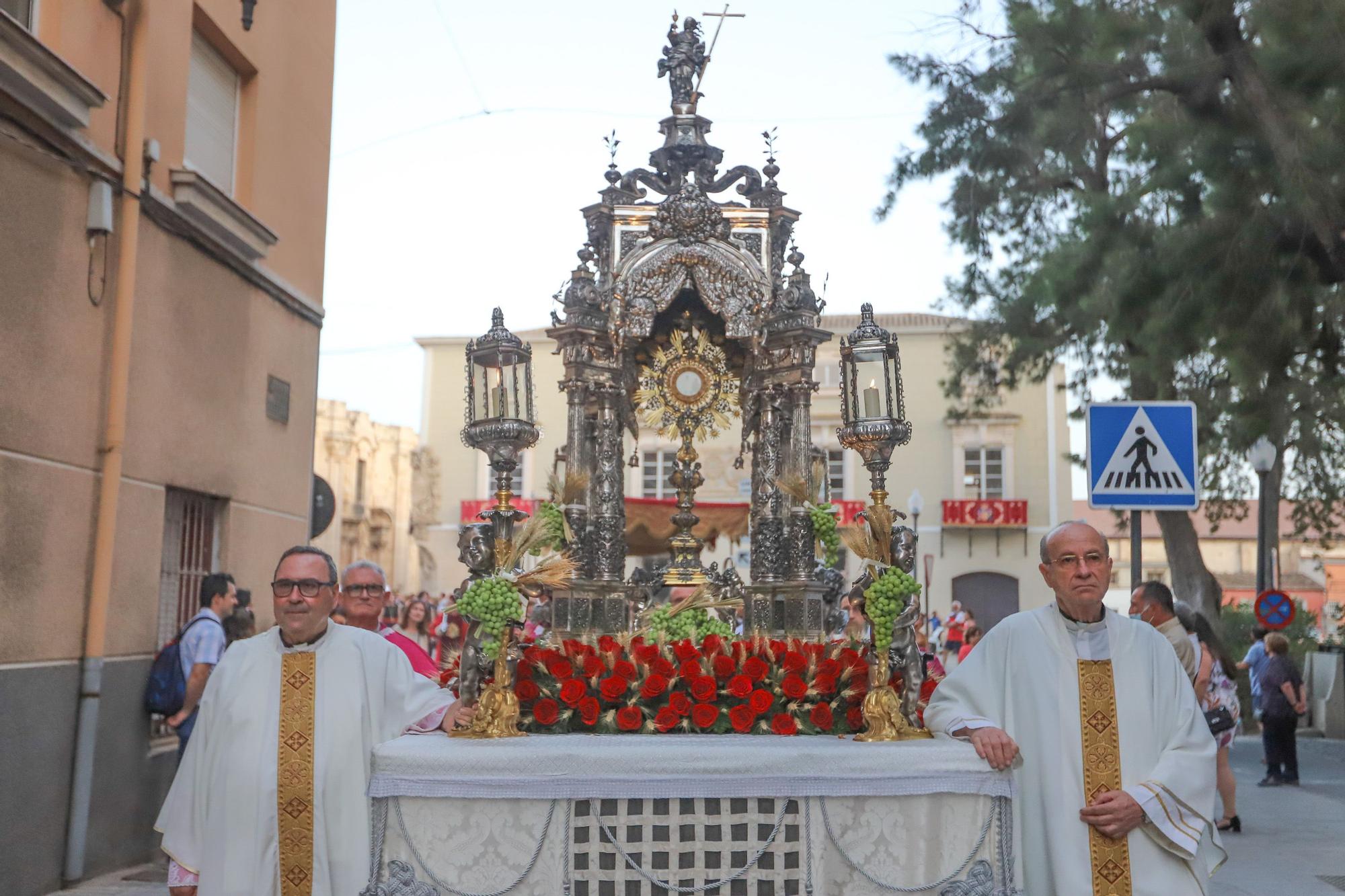 El Corpus Christi vuelve a las calles de Orihuela