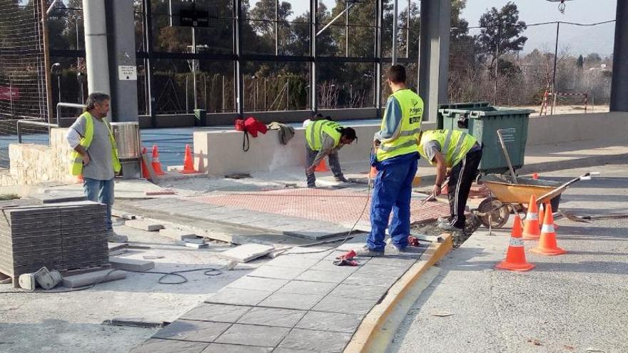 Los trabajos de mejora de accesibilidad en la zona deportiva