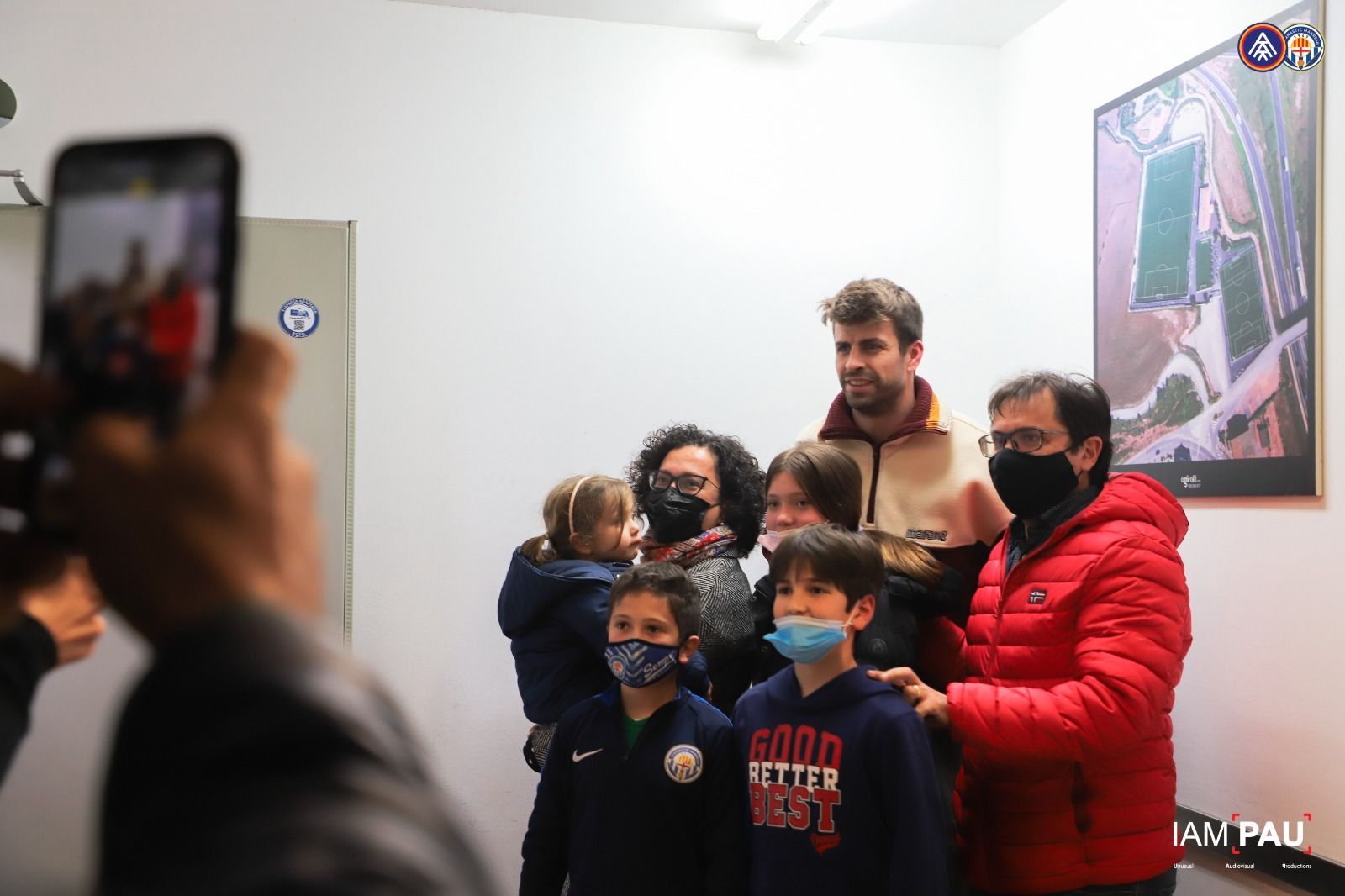 Primera visita de Gerard Piqué al ...