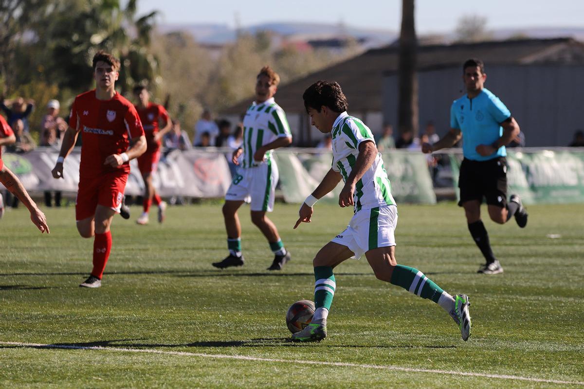 Córdoba CF B - La Palma: el partido de Tercera, en imágenes