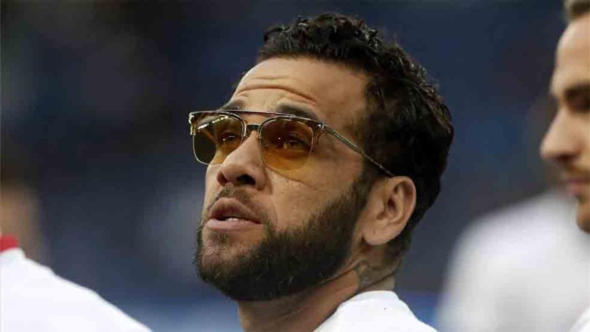 Dani Alves ha dejado claro que es el jugador con más títulos de la historia