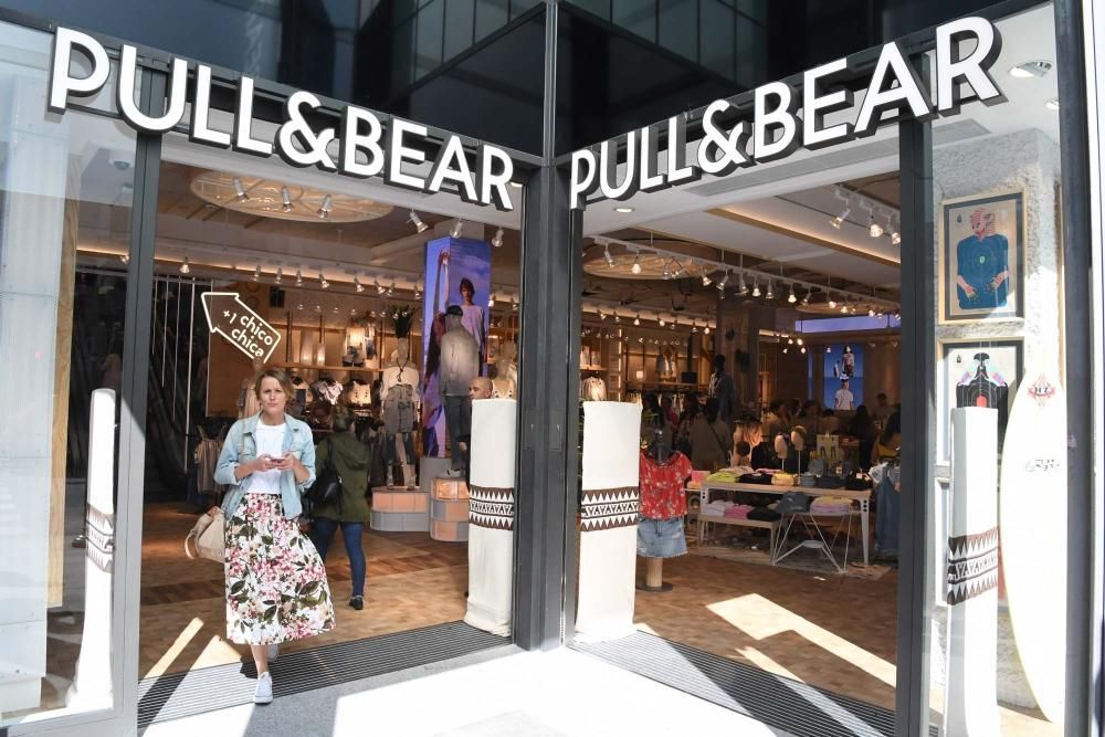 La nueva imagen del Pull&Bear de la plaza de Lugo.