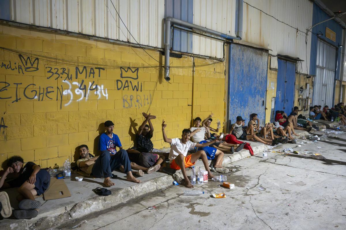 Las imágenes de Ceuta un día después de la gran crisis en la frontera