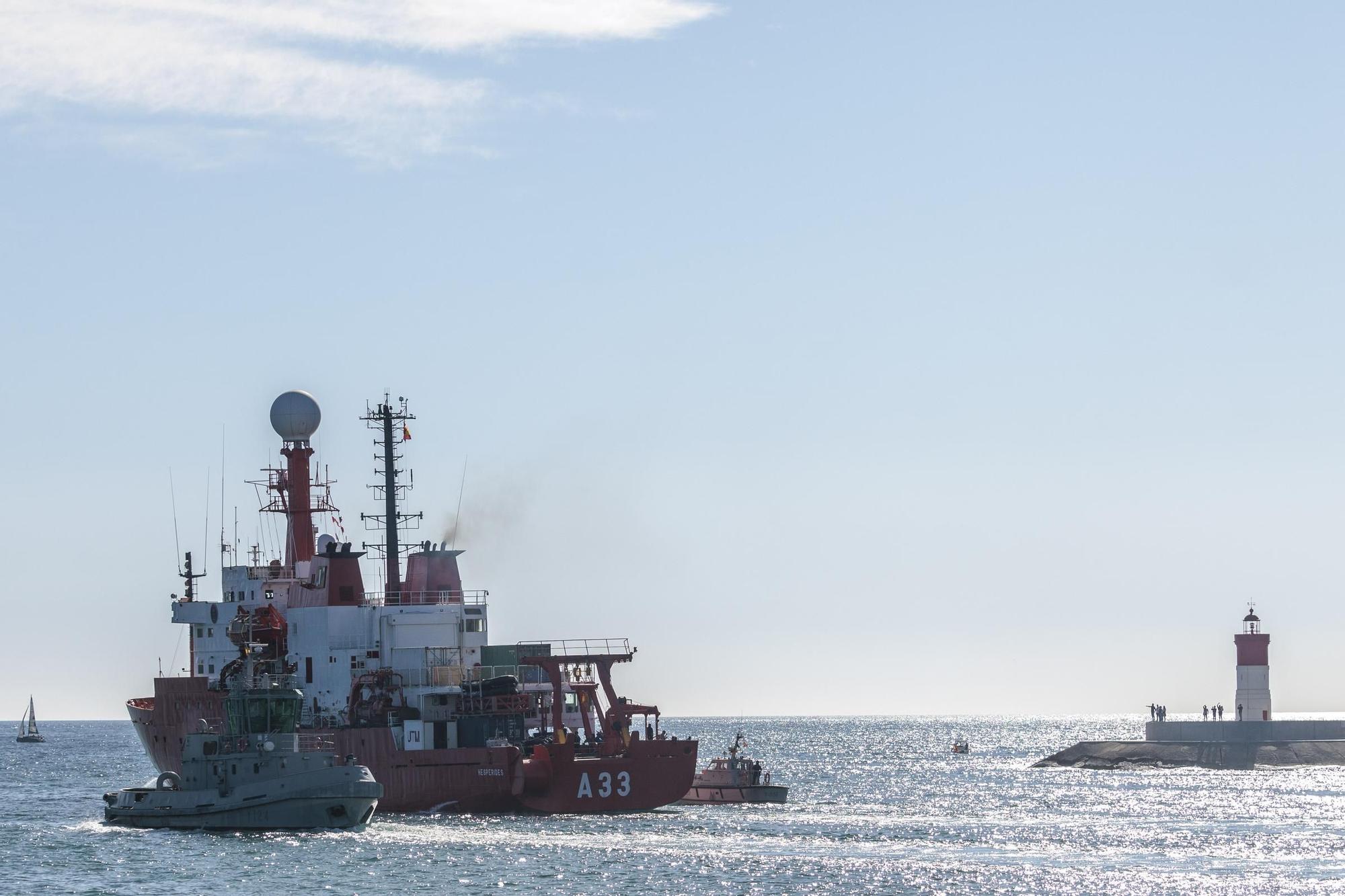 Las imágenes de la despedida del buque Hespérides en Cartagena