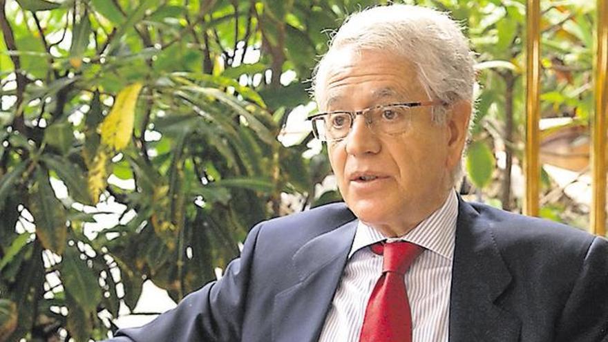 Jesús Gullón: "Ojalá la reforma laboral sirva no solo para destruir empleo "