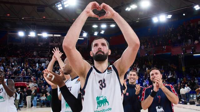 Nikola Mirotic during a game