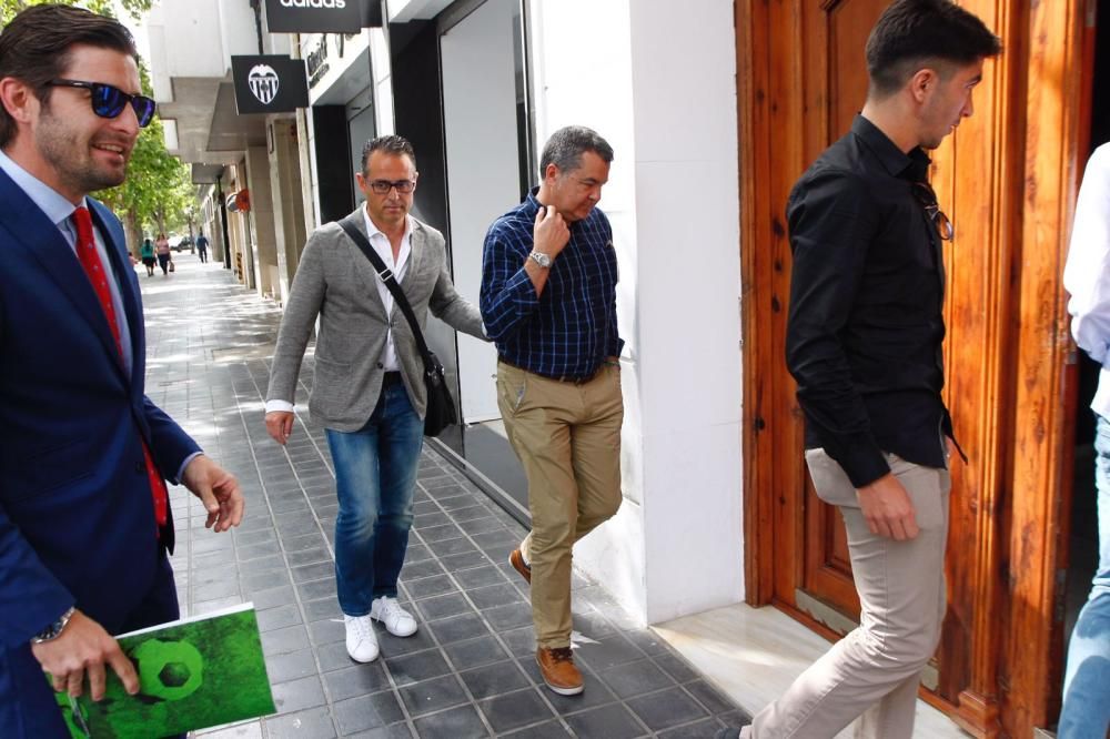 Reunión con los agentes de Carlos Soler