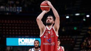 Nikola Mirotic firmó una gran actuación en su regreso a las pistas con Olimpia Milano