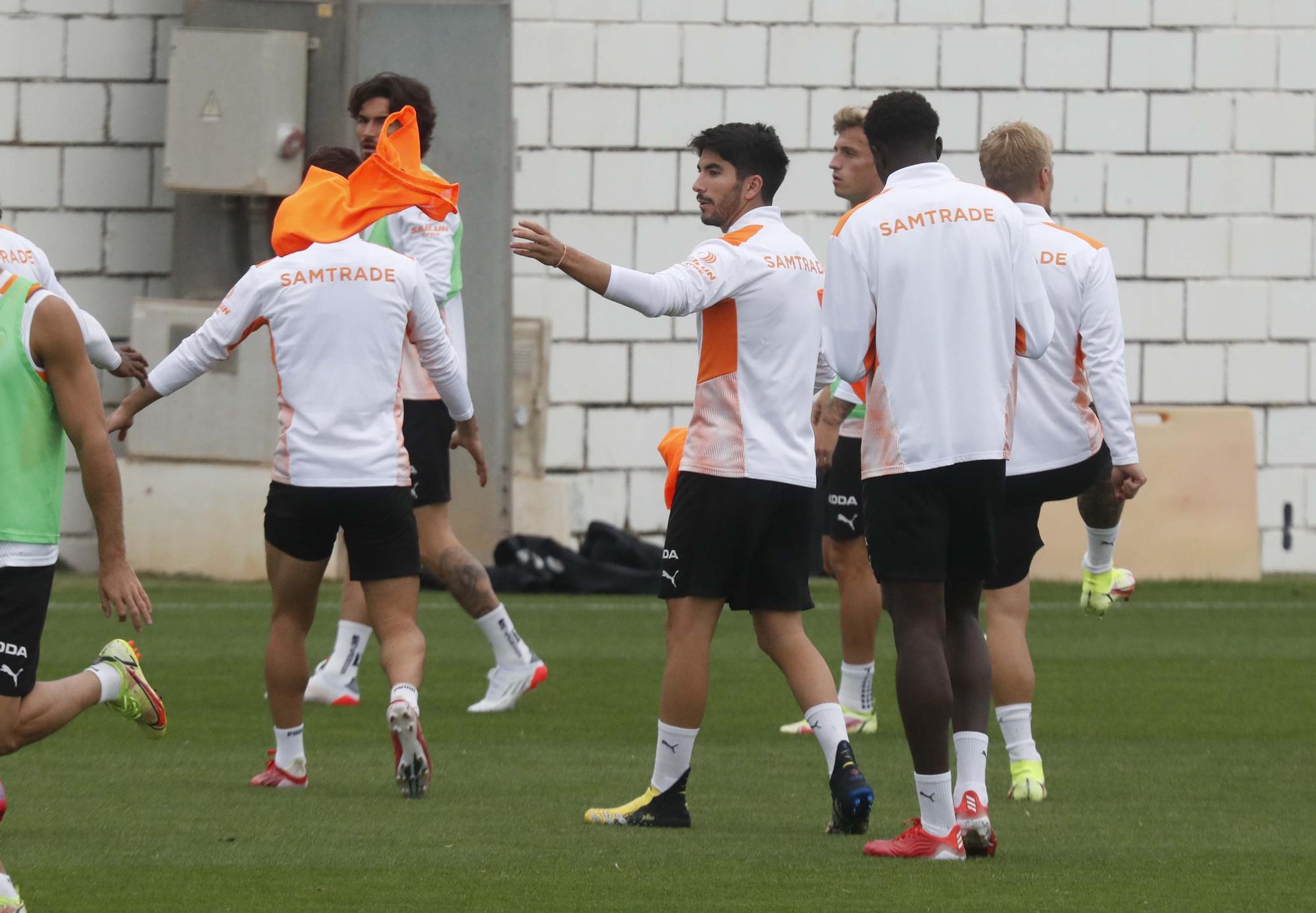 Entrenamiento del Valencia antes del encuentro frente al Mallorca