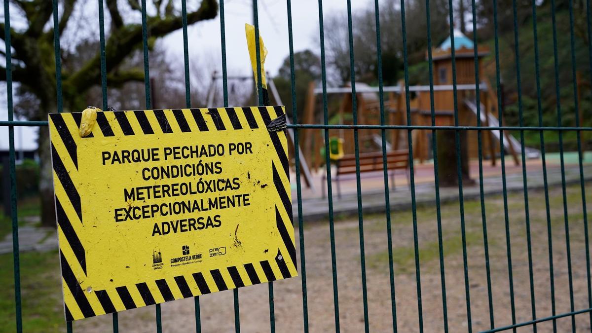 Santiago cierra los parques debido a la alerta por fuertes vientos