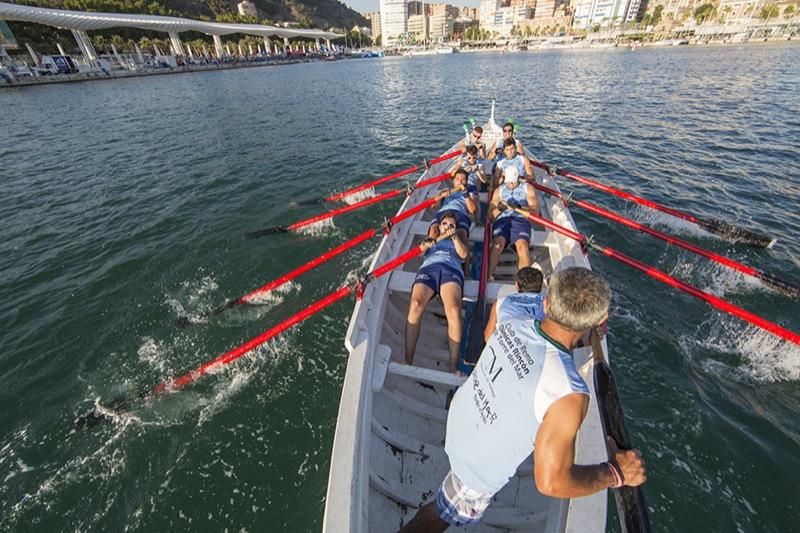 Regata de Jábegas en el Muelle Uno