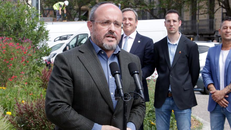 Alejandro Fernández acusa el Govern de fomentar &quot;de manera irresponsable&quot; la &quot;turismofòbia&quot; a Catalunya