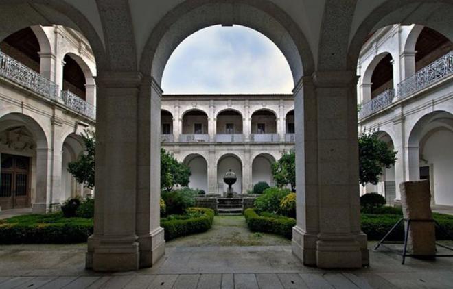 Vista do claustro.