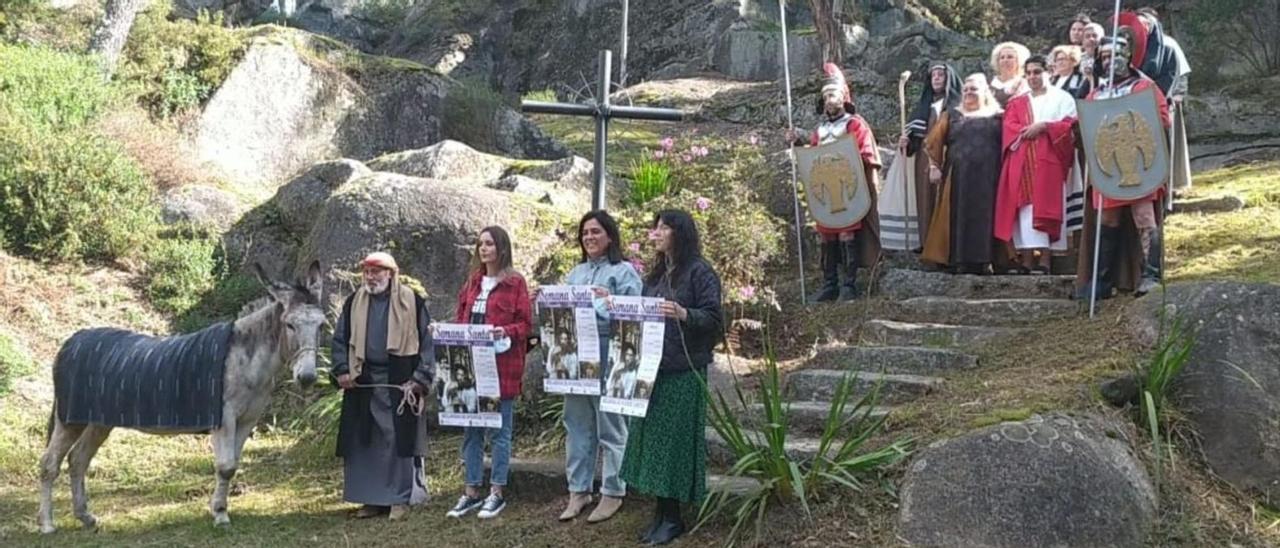 Presentación de la Semana Santa de Paradela, ayer en el Monte da Croa. |   // CEDIDA