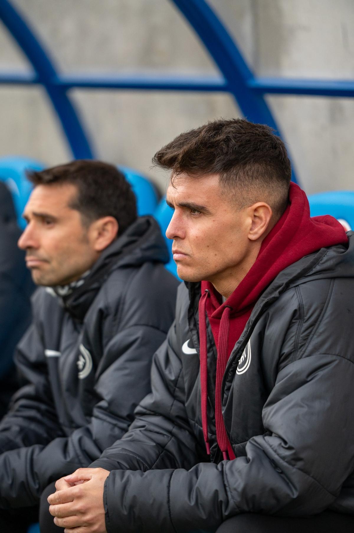 El técnico del Andorra, Carles Manso, en el encuentro de ayer ante el Sporting.